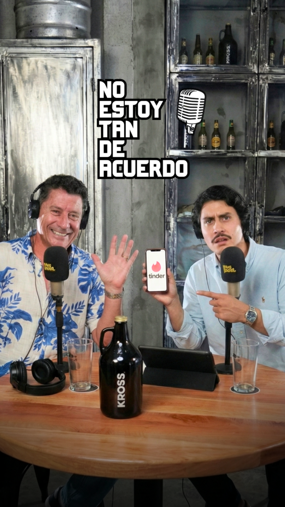 Momentos que me mantienen humilde: Hacerle un perfil de Tinder a mi papá. 🤦‍♂️📲